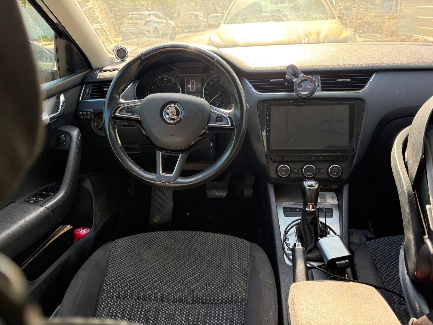סקודה אוקטביה Ambition Sedan – 4/5