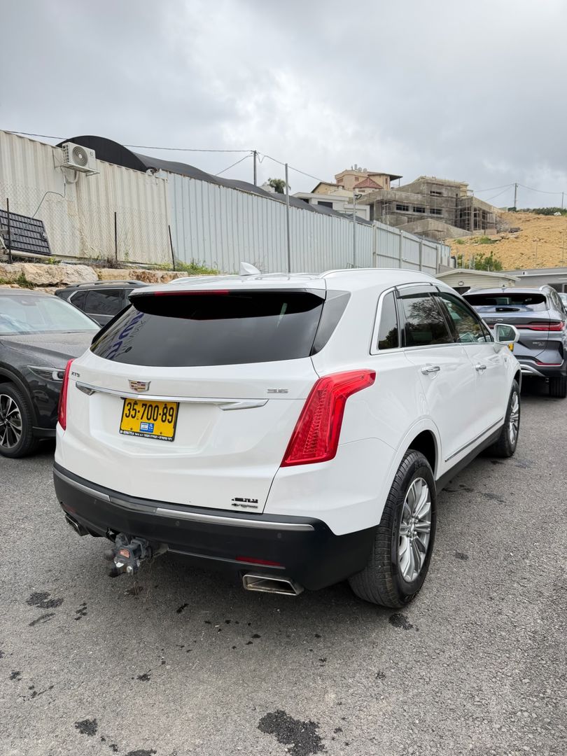 קאדילאק XT5 Luxury – 4/7