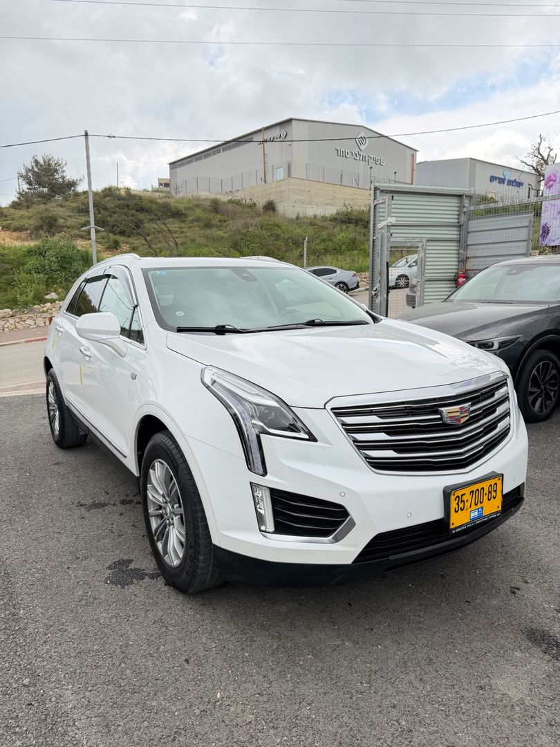 קאדילאק XT5 Luxury – 3/7