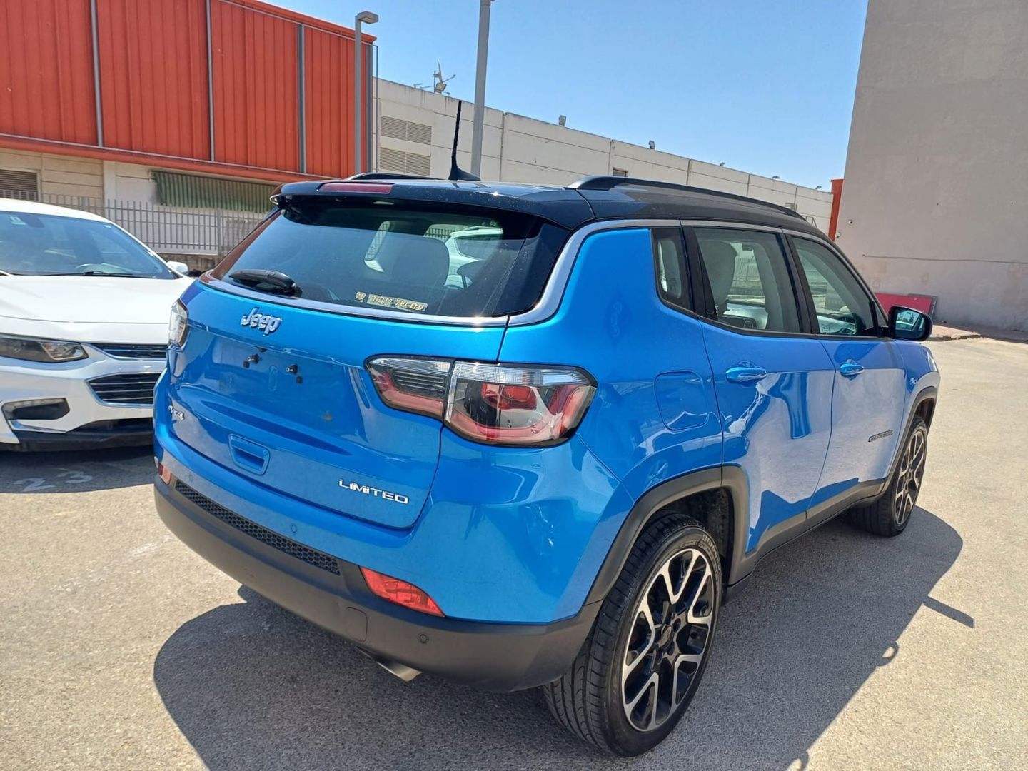 ג'יפ קומפאס Limited Plus – 4/8