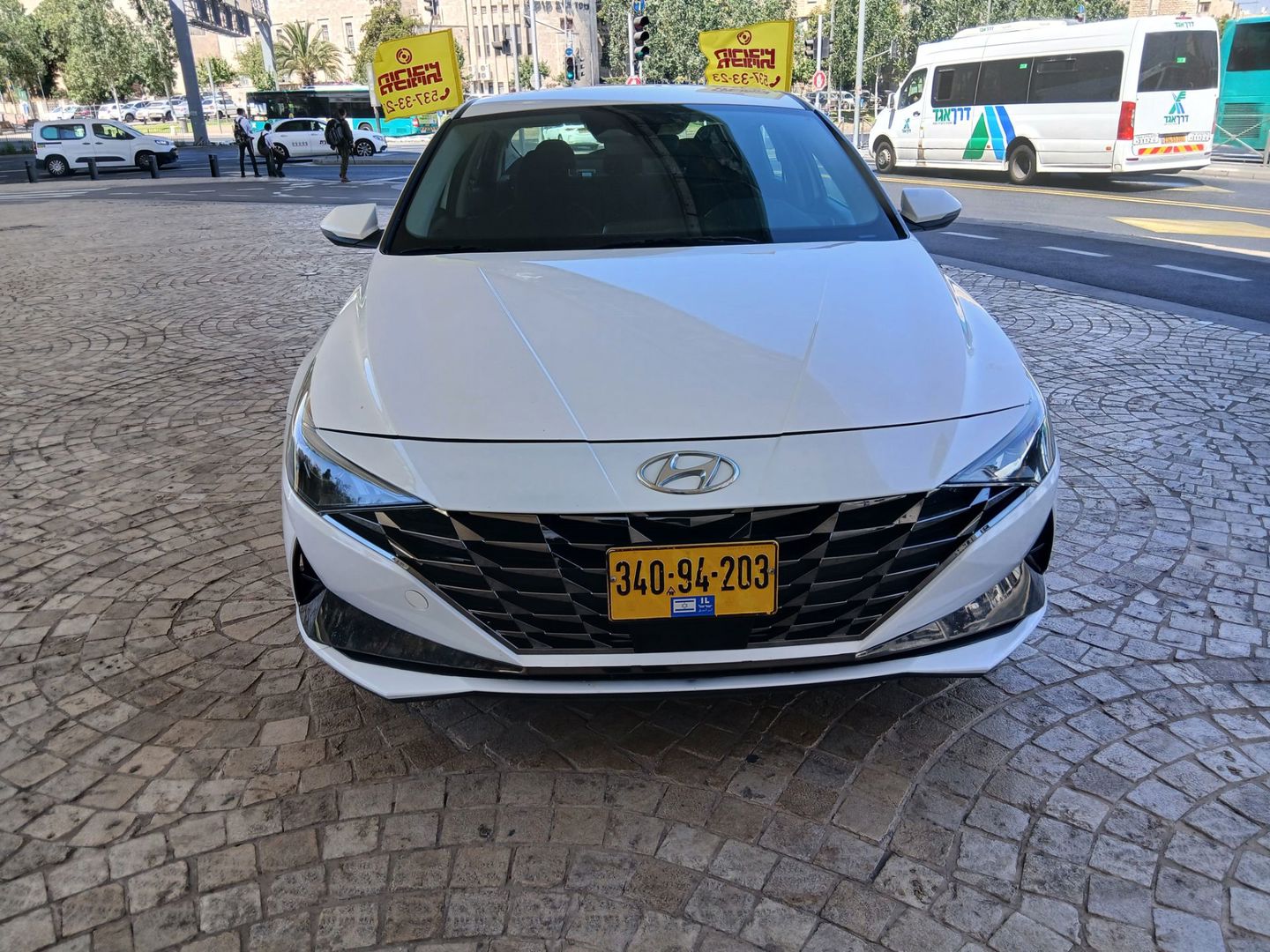 יונדאי אלנטרה Premium – 3/9