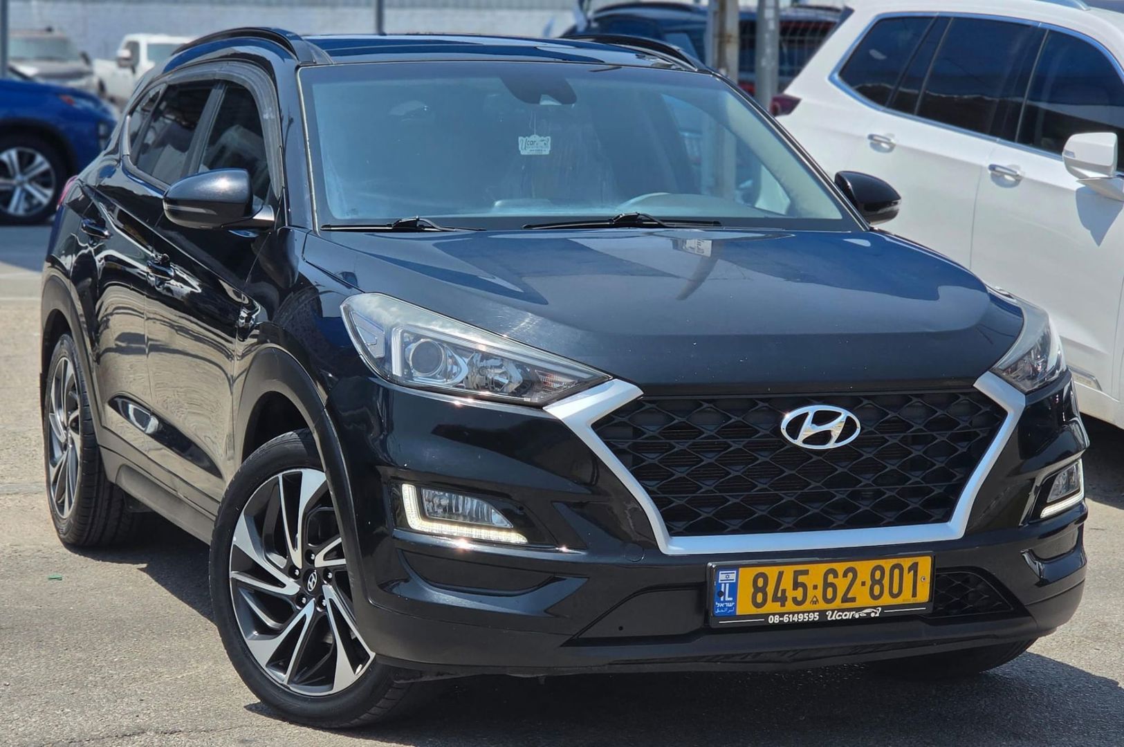 יונדאי טוסון 4X2 Elite Suv – 2/9