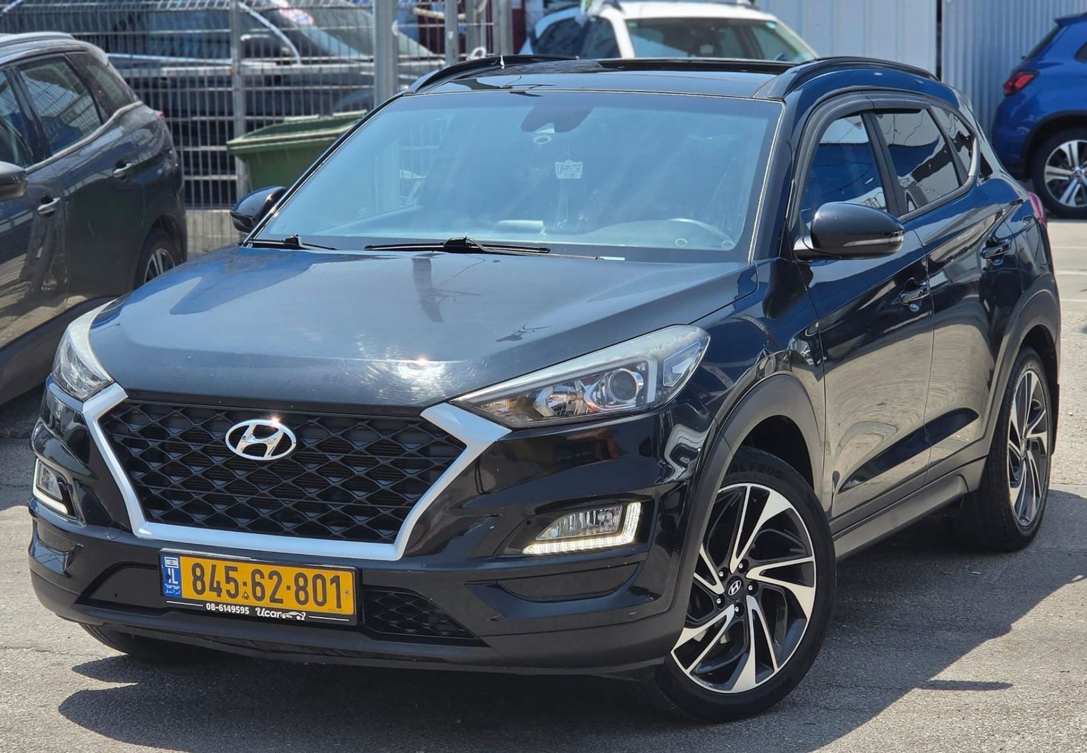 יונדאי טוסון 4X2 Elite Suv – 3/9