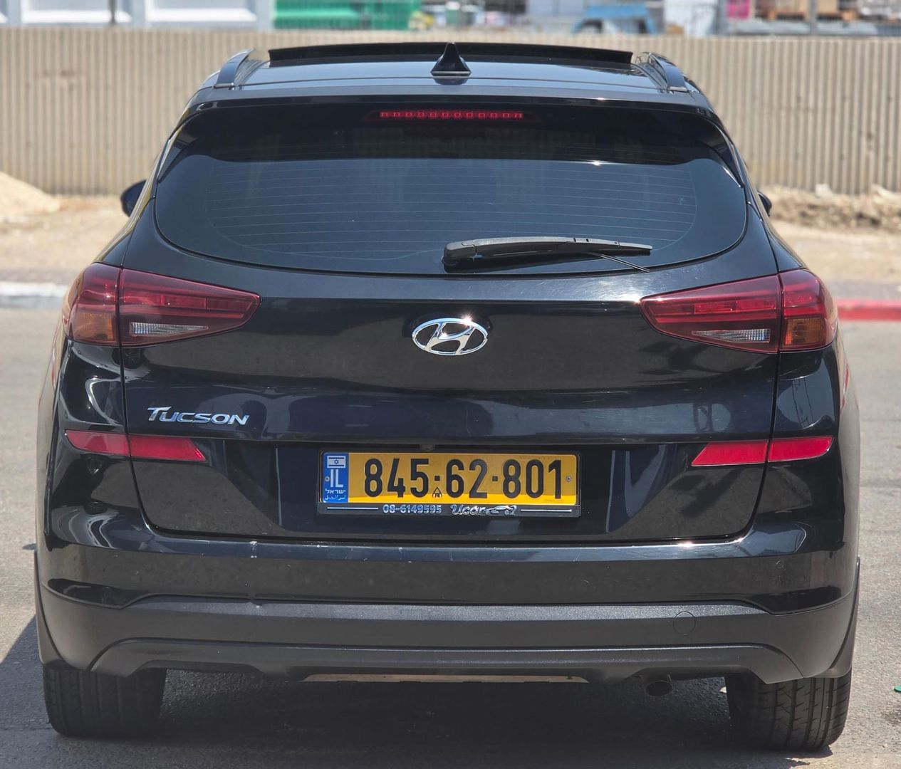 יונדאי טוסון 4X2 Elite Suv – 4/9