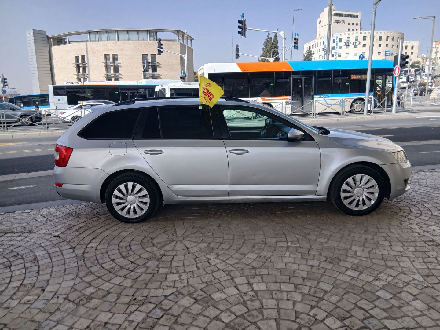 סקודה אוקטביה Ambition Sedan – 4/8