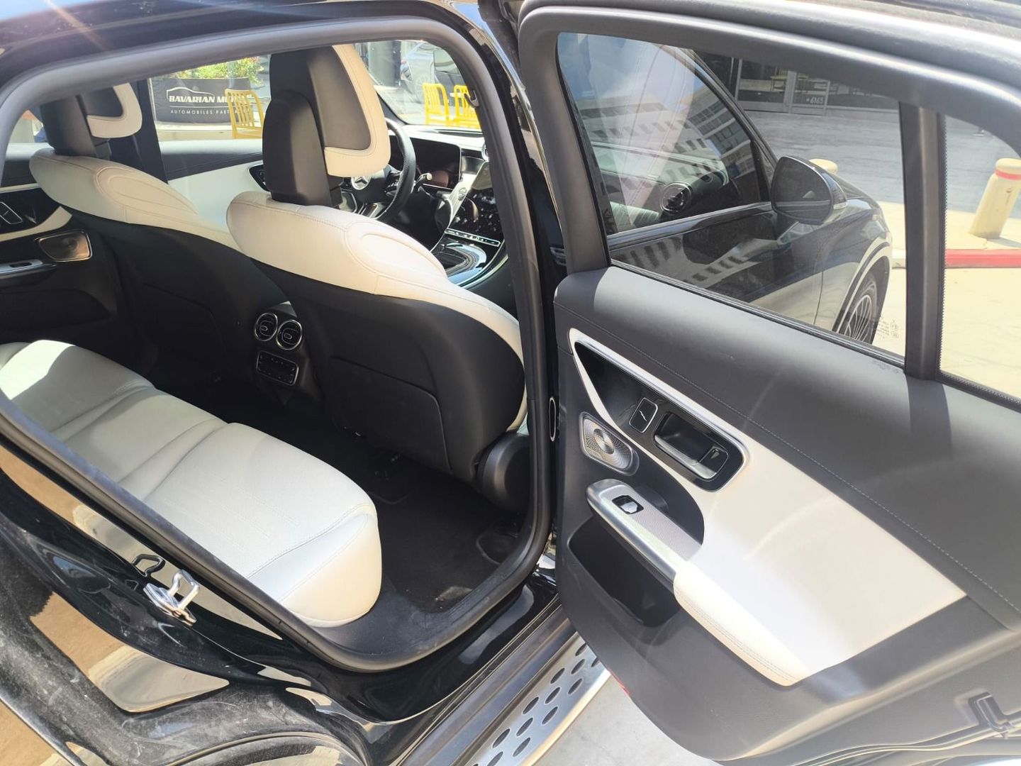 מרצדס בנץ GLC AMG Line Platinum GLC 200 – 4/6