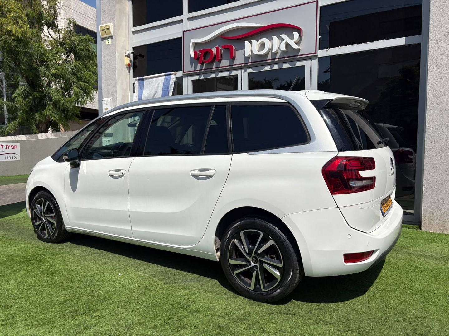 סיטרואן C4 ספייסטורר‏ Exclusive Minivan / MPV – 3/9