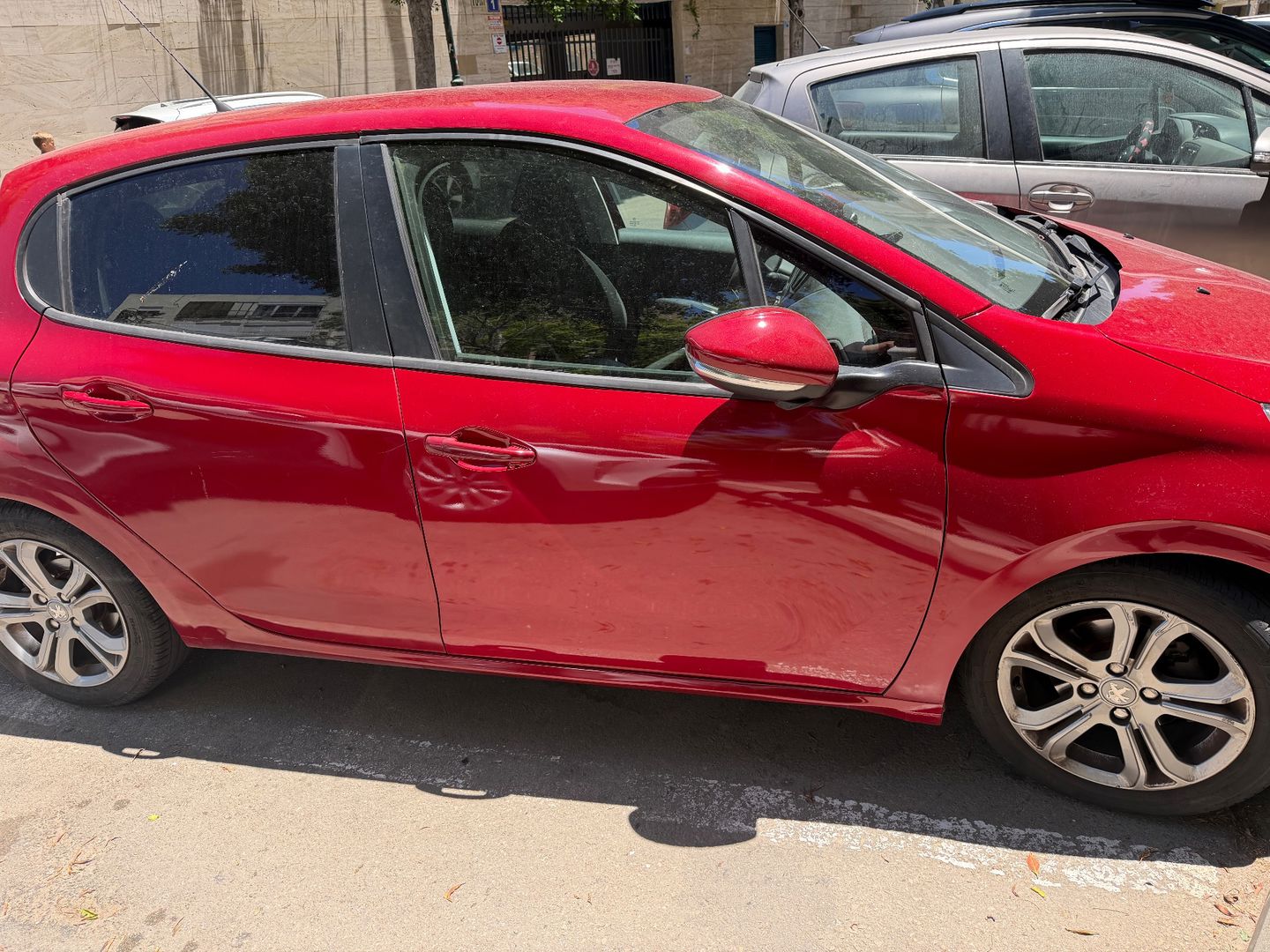 פיג'ו 208 Active – 3/3