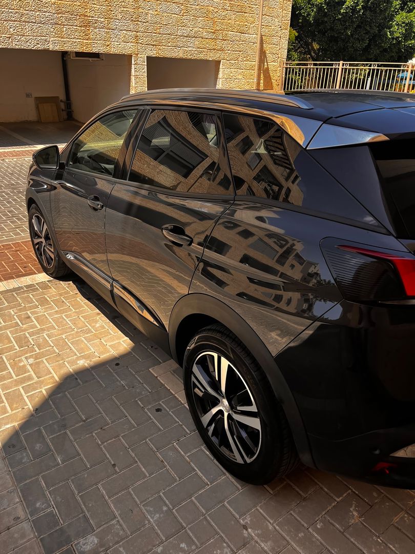 פיג'ו 3008 Premium – 3/3