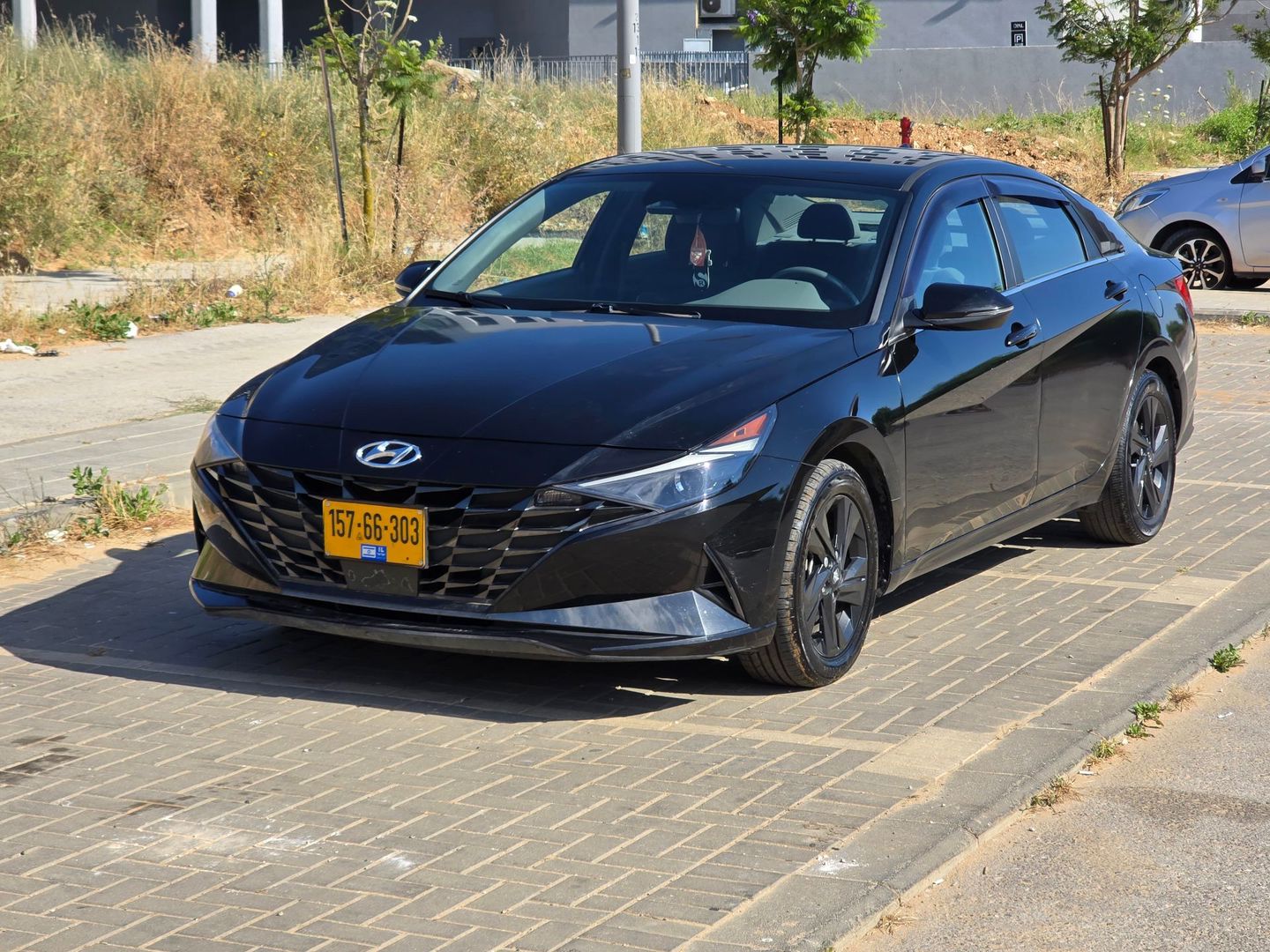 יונדאי אלנטרה Premium – 3/10