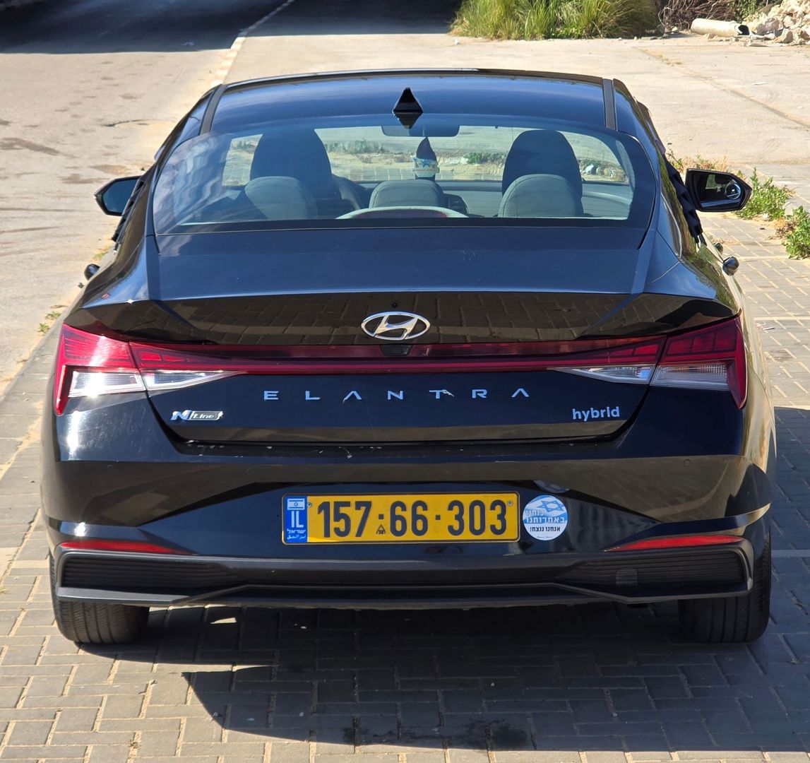יונדאי אלנטרה Premium – 2/10