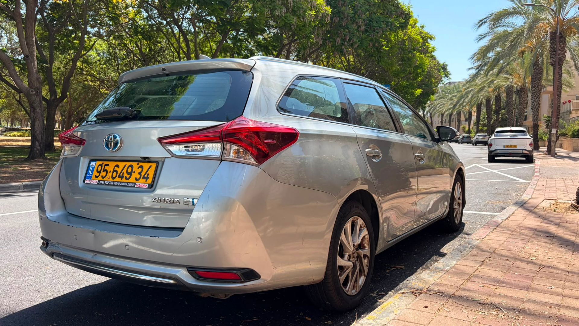טויוטה אוריס TS – 4/5