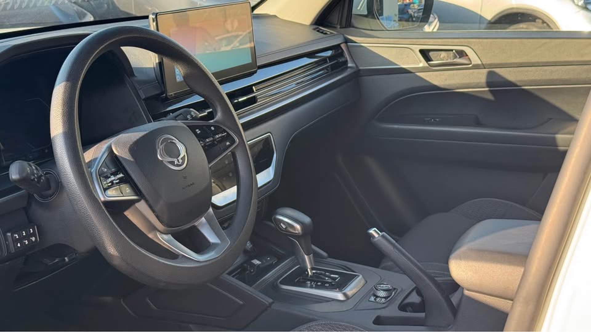 סאנגיונג מוסו LX – 4/6