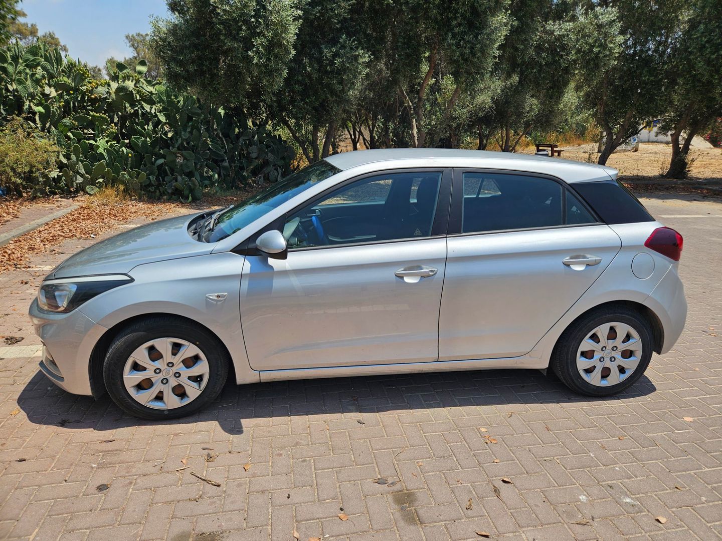 יונדאי i20 Intense – 3/6