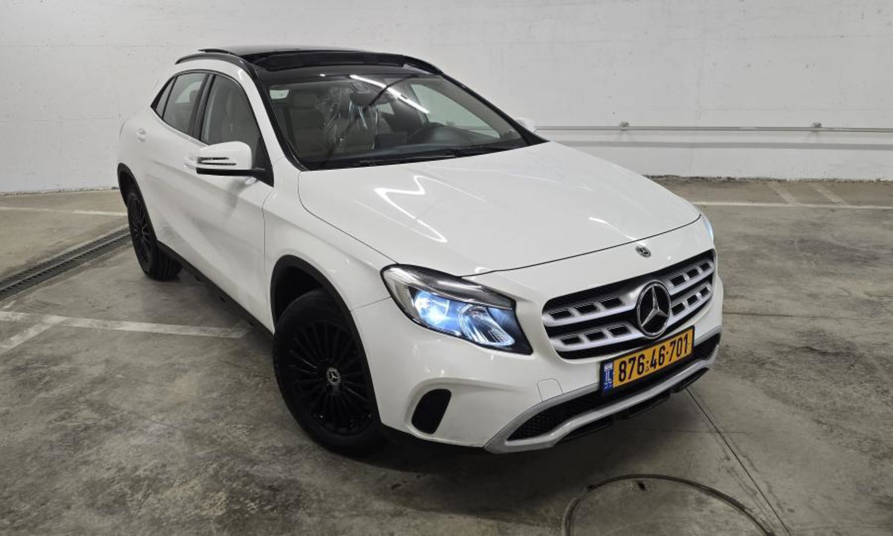 מרצדס בנץ GLA Style FL GLA 200 – 2/11