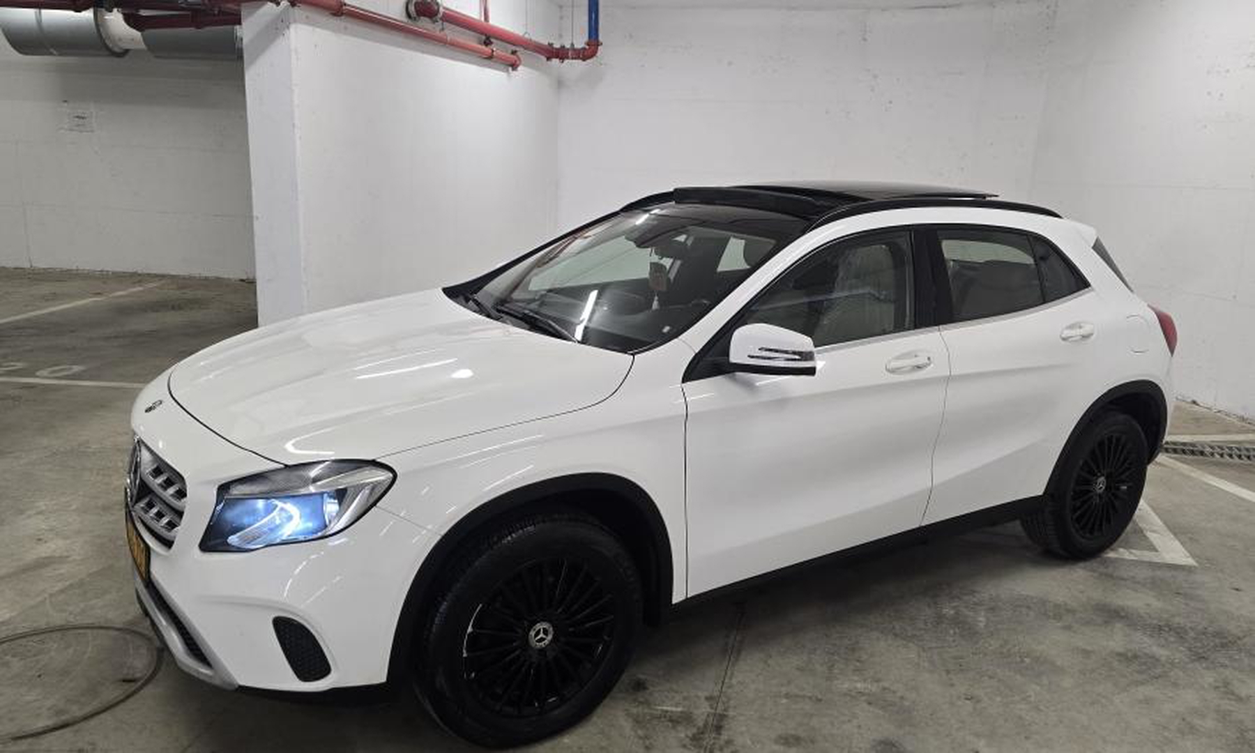 מרצדס בנץ GLA Style FL GLA 200 – 4/11