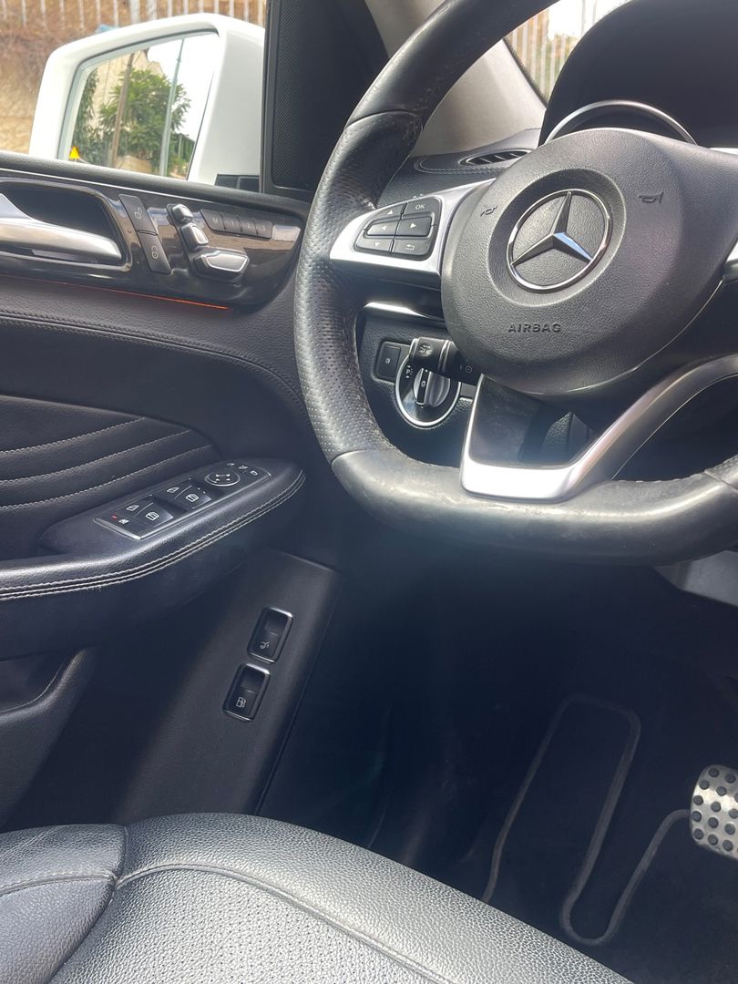 מרצדס בנץ GLE Premium Ds GLE 500e – 4/9