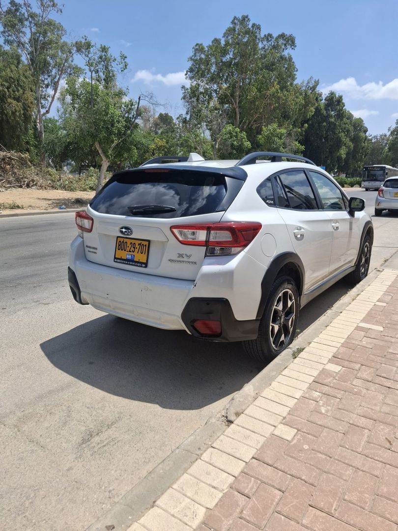 סובארו XV CROSSTREK – 2/3