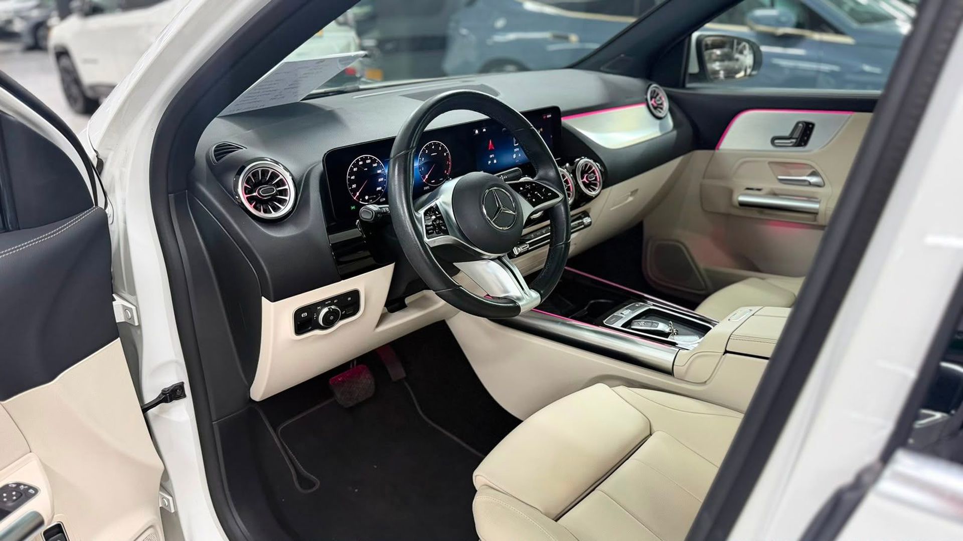 מרצדס בנץ GLA Platinum GLA 200 – 3/7