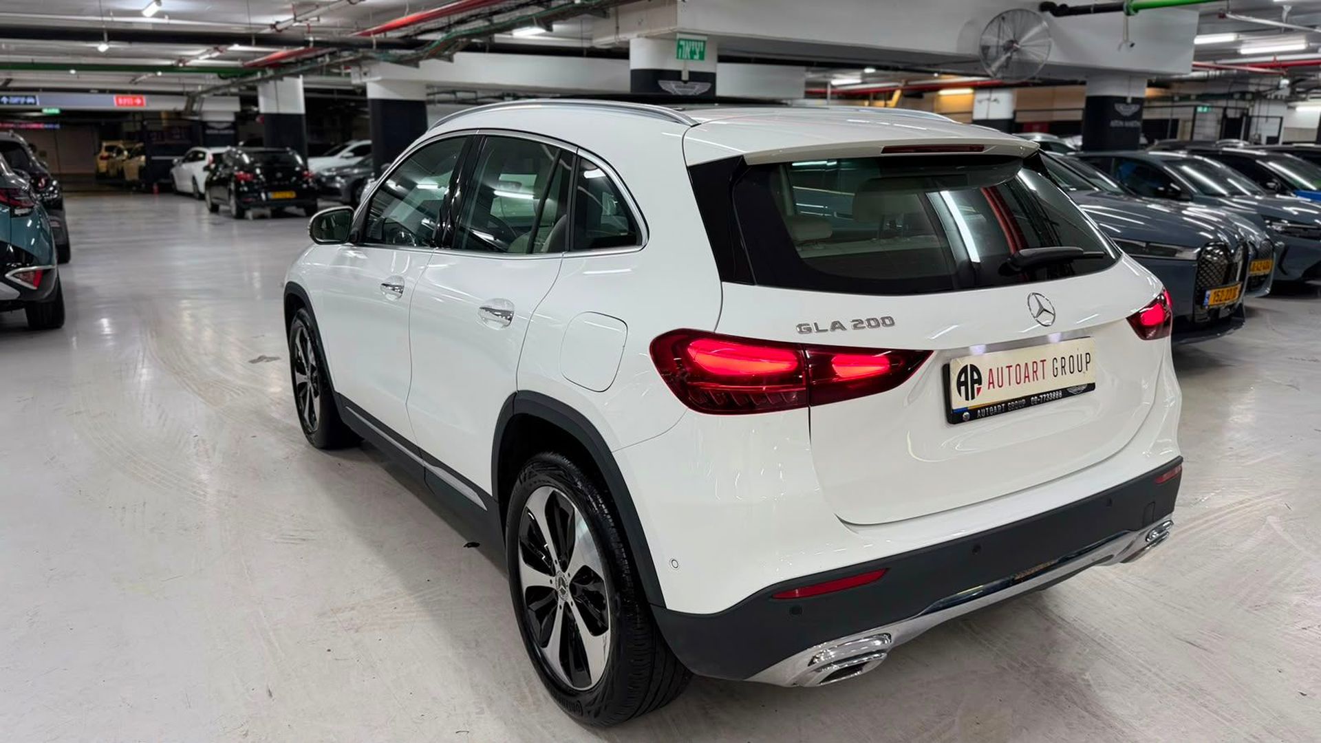 מרצדס בנץ GLA Platinum GLA 200 – 4/7