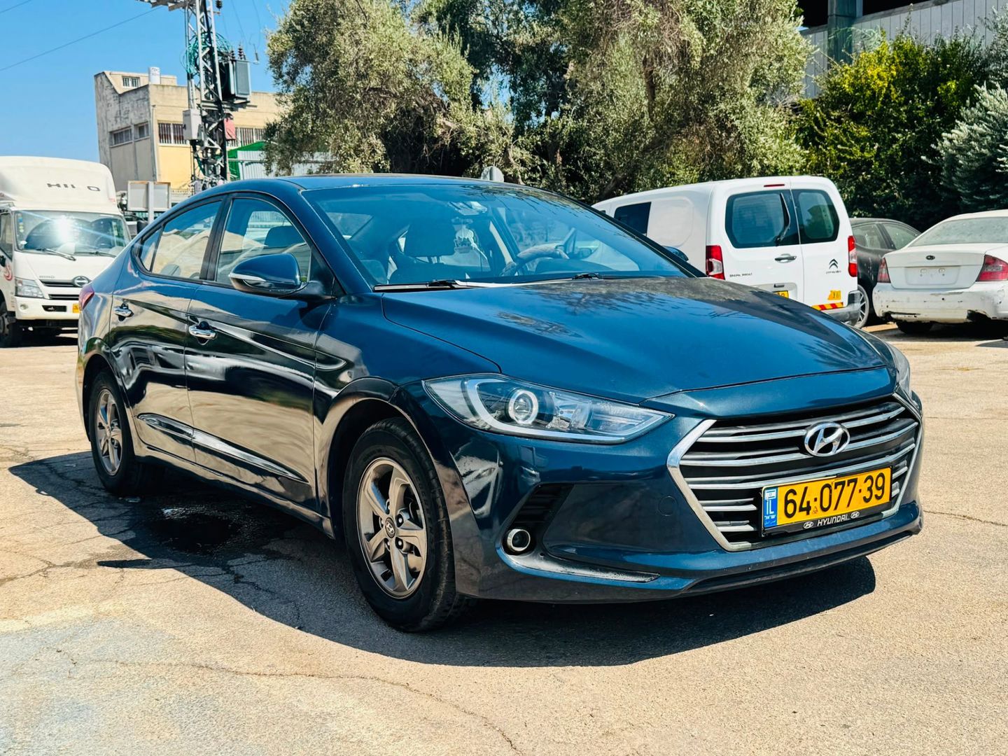 יונדאי אלנטרה Inspire – 5/10