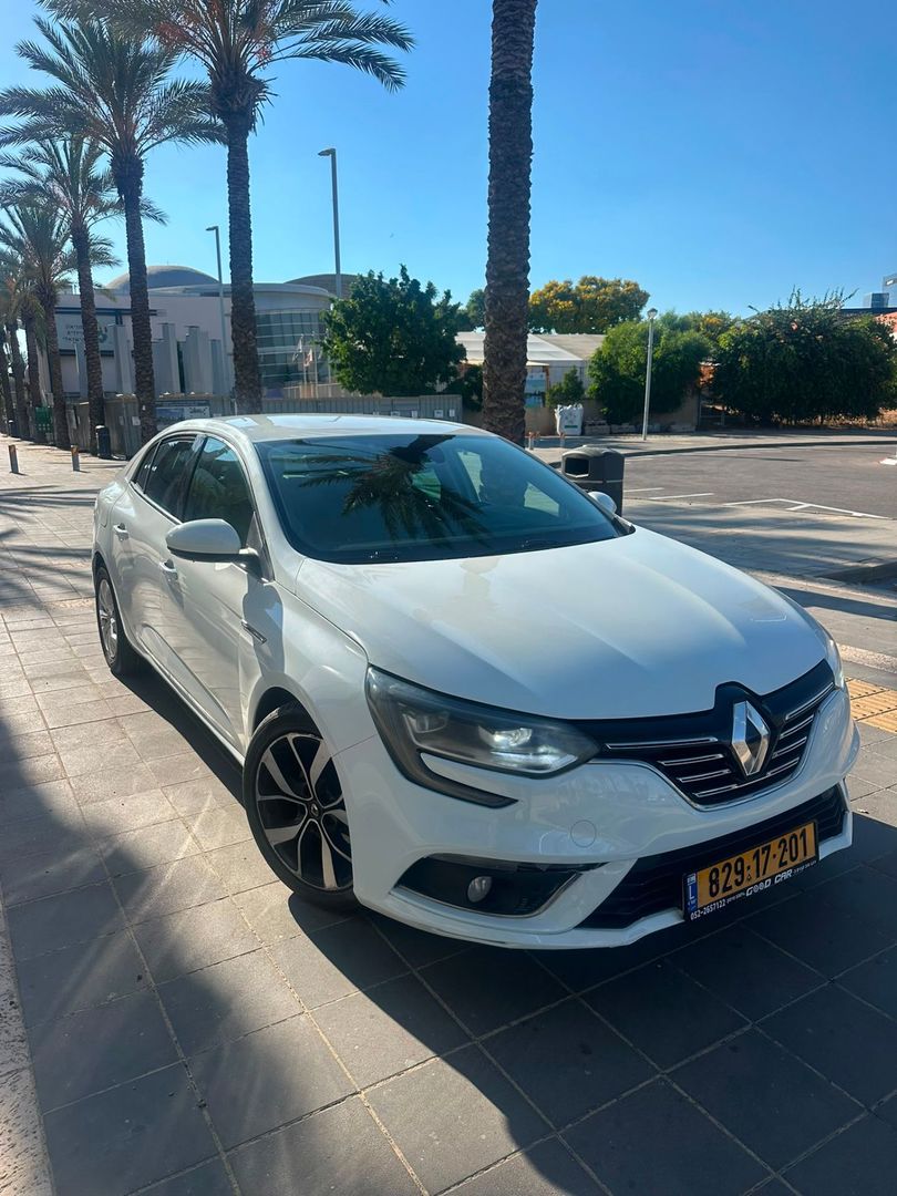 רנו גרנד קופה INTENSE – 5/9