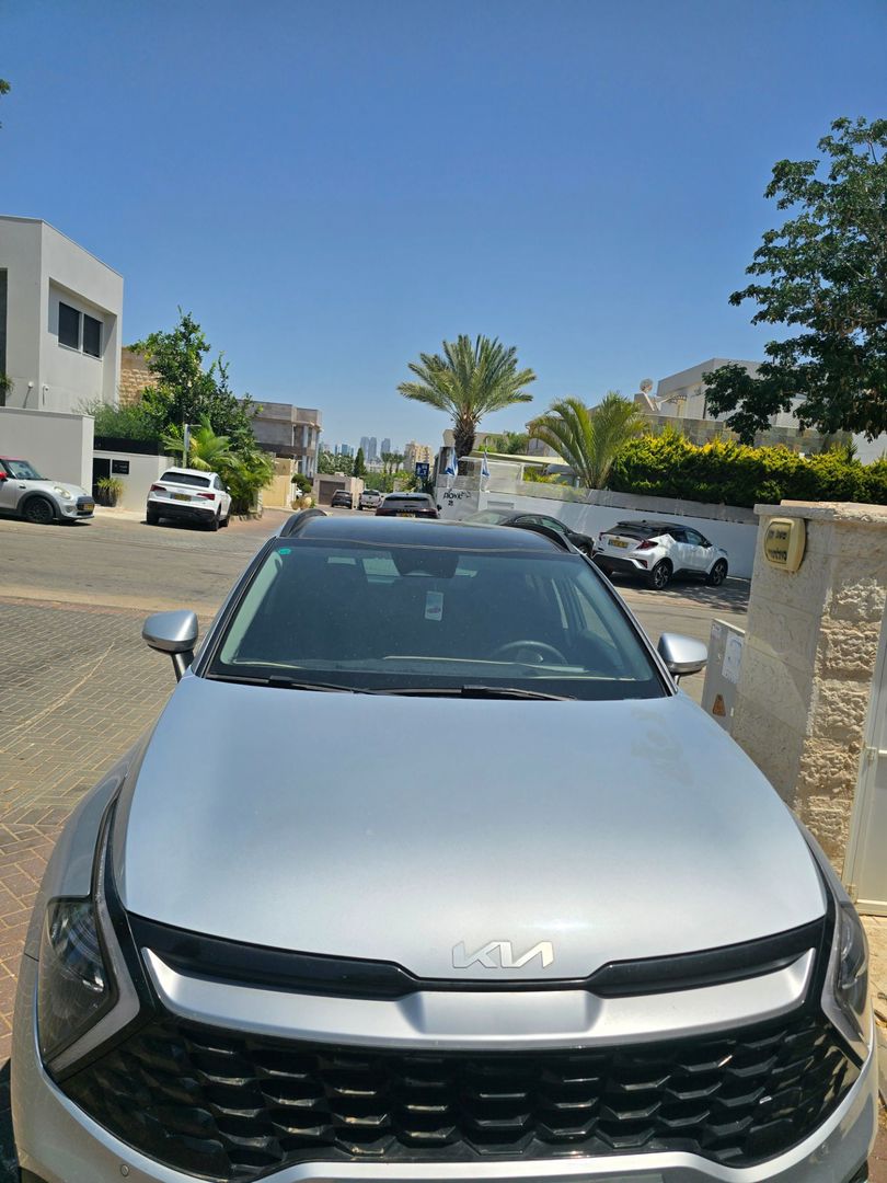 קיה ספורטאז' Premium – 3/5