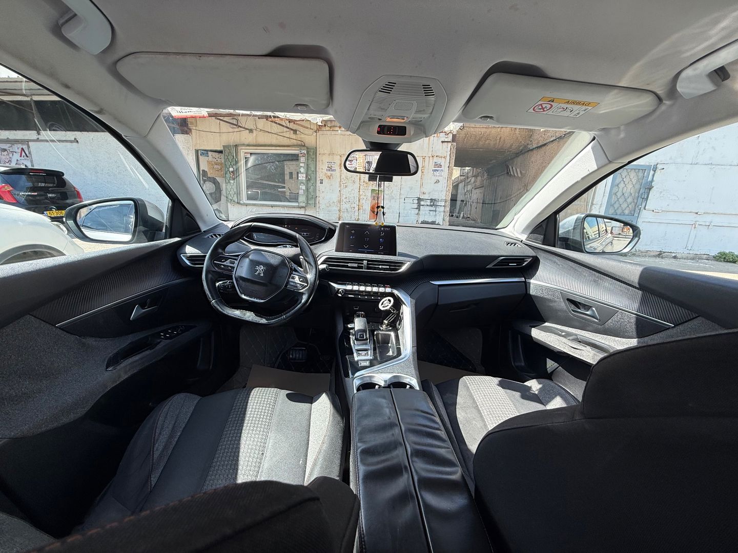 פיג'ו 3008 Active – 4/8