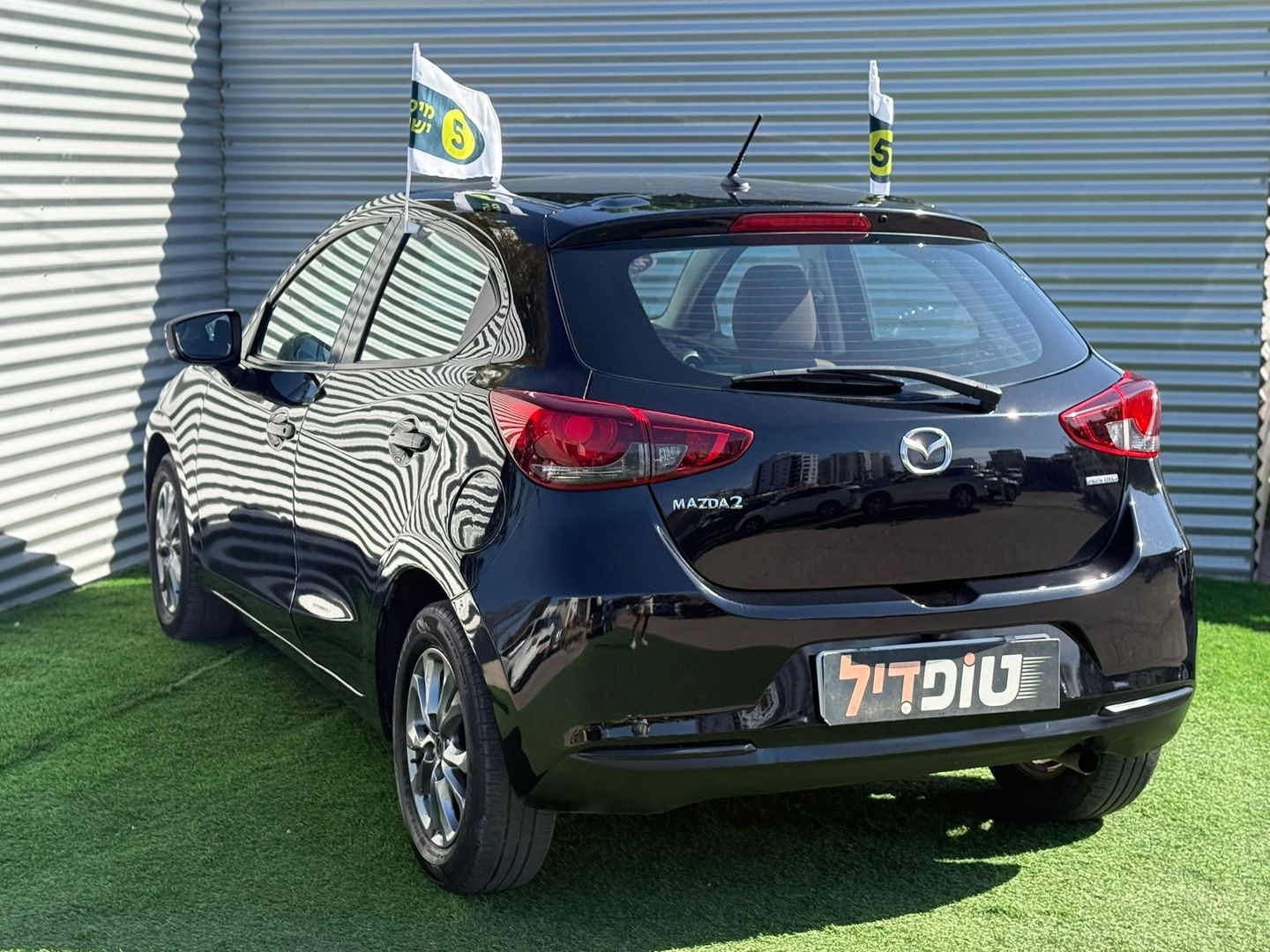 מאזדה 2 Dynamic – 4/6