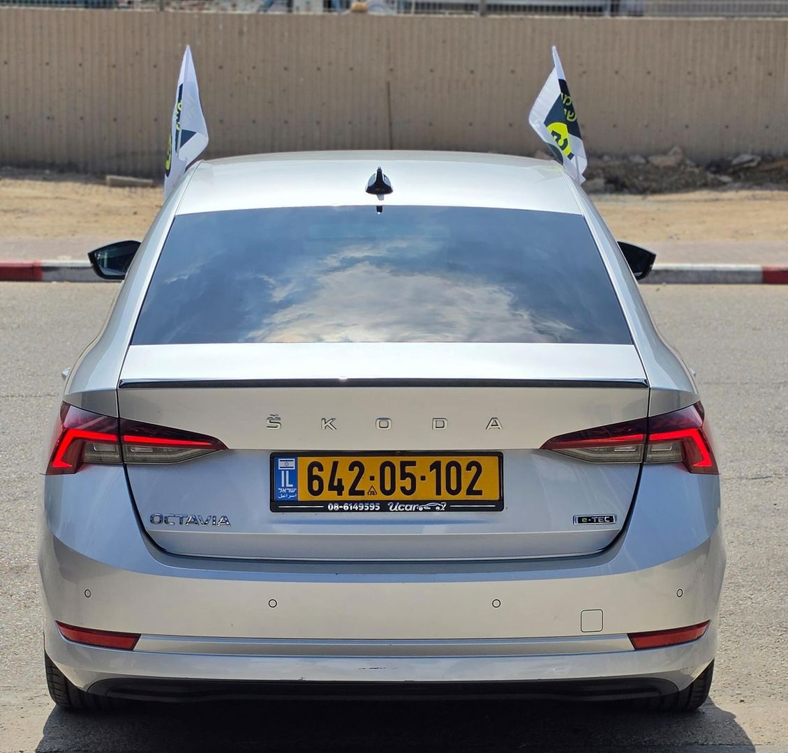 סקודה אוקטביה Style Sedan – 4/9
