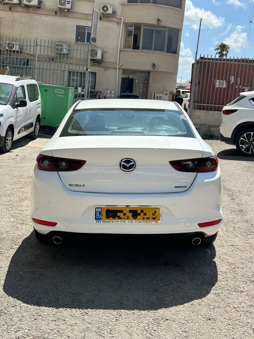 מאזדה 3 Comfort – 5/8