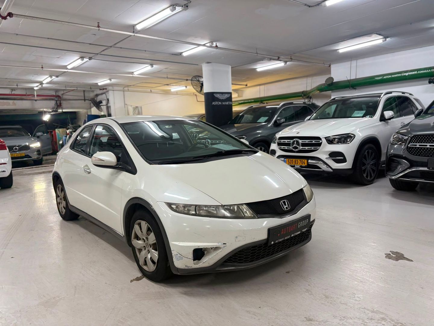 הונדה סיוויק Type R Comfort Sedan – 3/7
