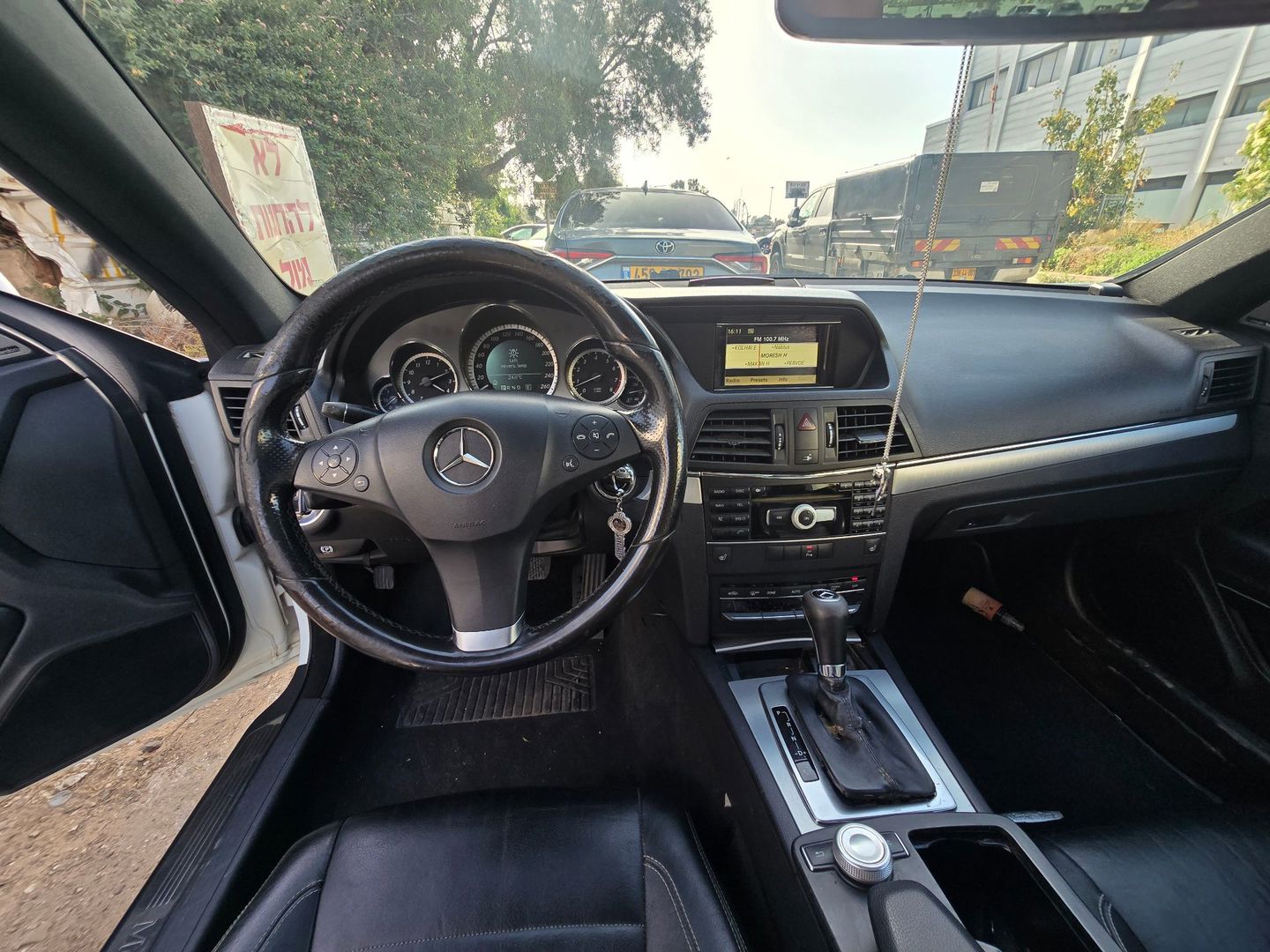 מרצדס בנץ E-class 2010 למכירה ב-KEYZ - תמונה 3