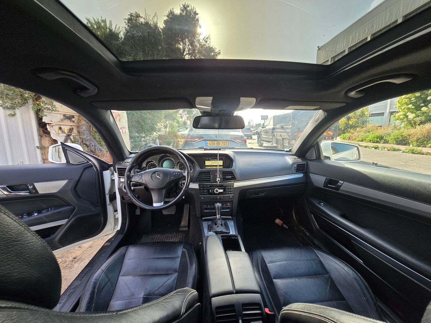 מרצדס בנץ E-class 2010 למכירה ב-KEYZ - תמונה 2