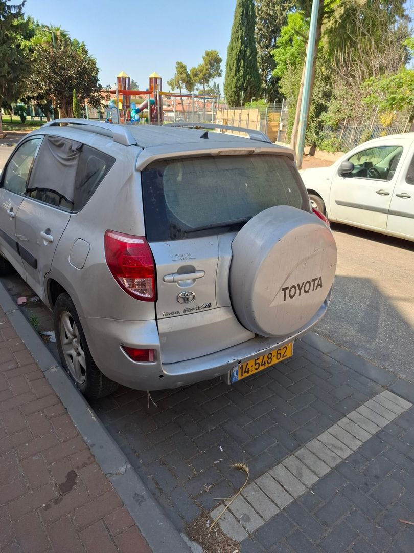 טויוטה ראב 4 2007 למכירה ב-KEYZ - תמונה 2