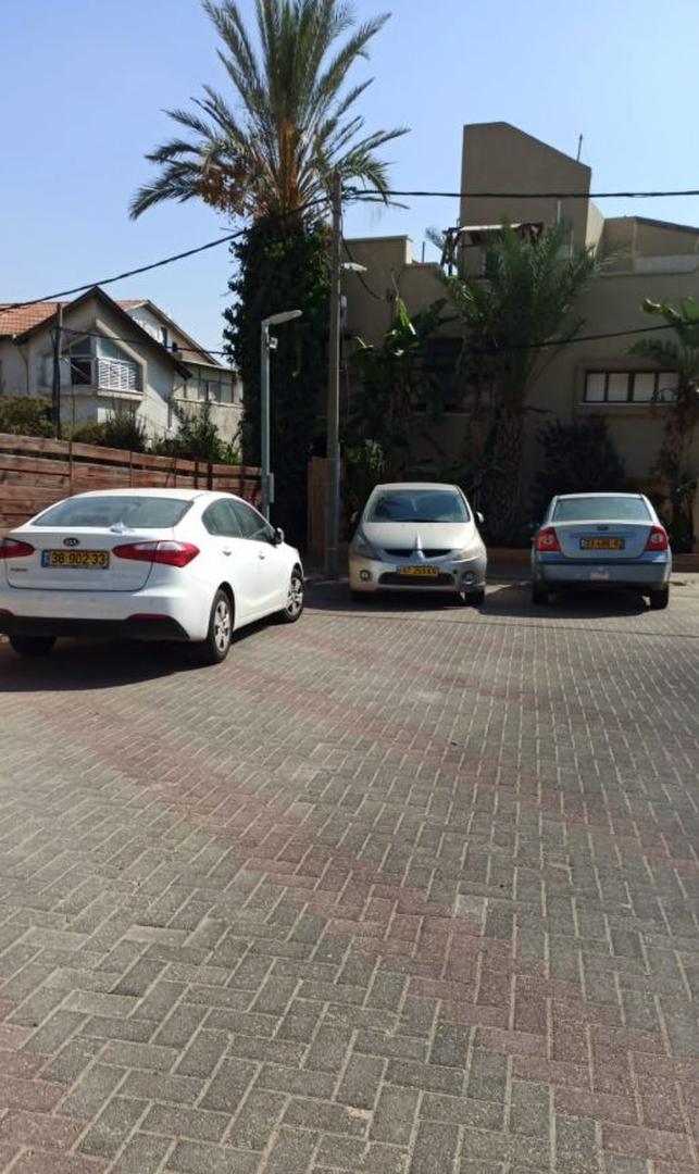 מיצובישי גרנדיס 2010 למכירה ב-KEYZ - תמונה 2