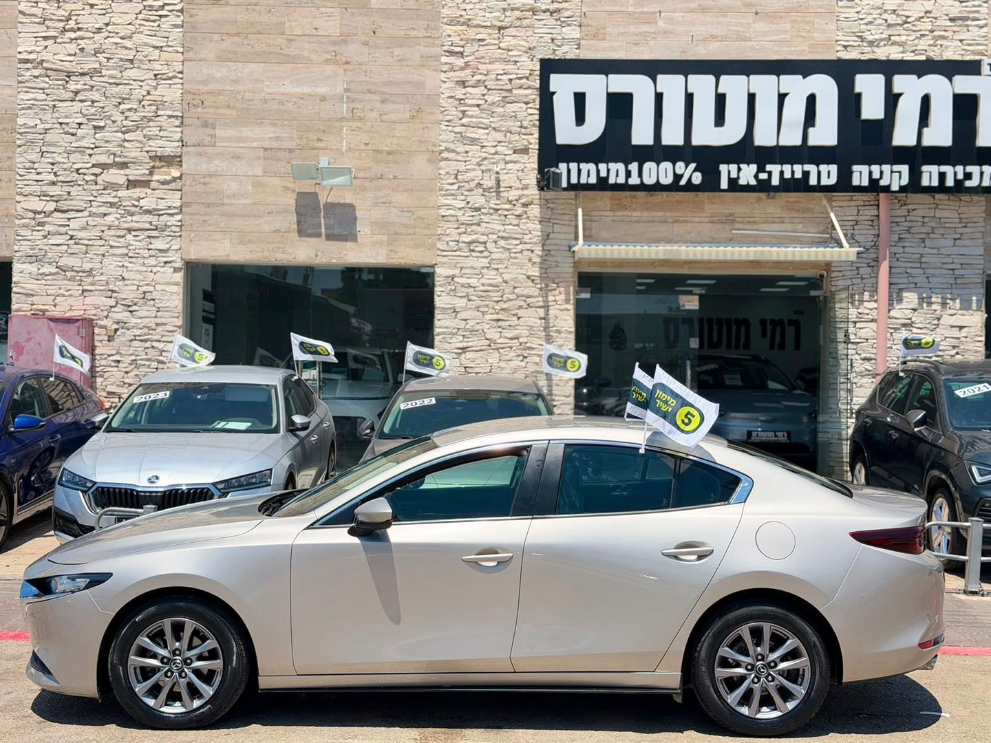 מאזדה 3 2023 למכירה ב-KEYZ - תמונה 2
