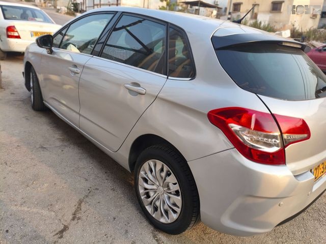 סיטרואן E C4 Comfort – 2/4