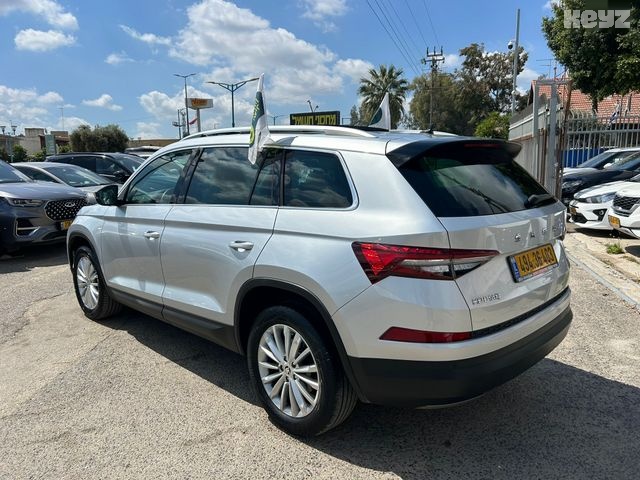 סקודה קודיאק 4X2 Style – 3/6