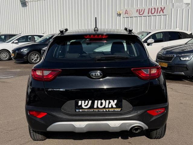 קיה סטוניק LX – 2/10