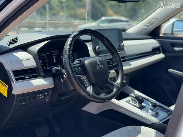 מיצובישי אאוטלנדר 4X2 Luxury – 5/10