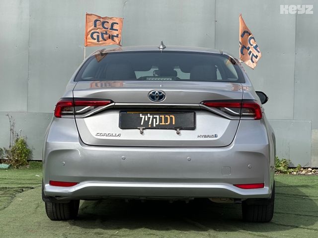 טויוטה קורולה Sun – 4/10