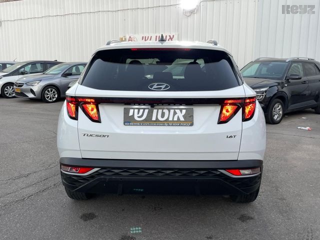 יונדאי טוסון Prestige – 4/8