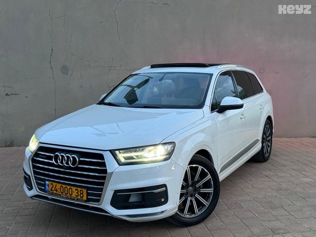 אאודי Q7 Luxury – 5/10