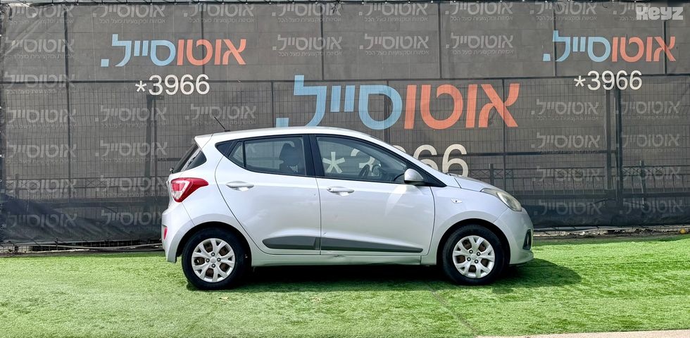 יונדאי i10 Insight – 4/6