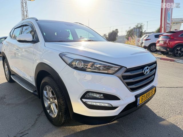 יונדאי טוסון 4X2 Prime – 2/7