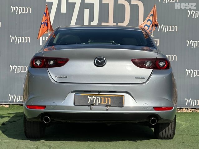מאזדה 3 Comfort – 2/10