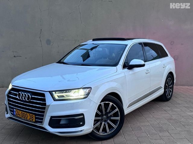 אאודי Q7 Luxury – 2/10