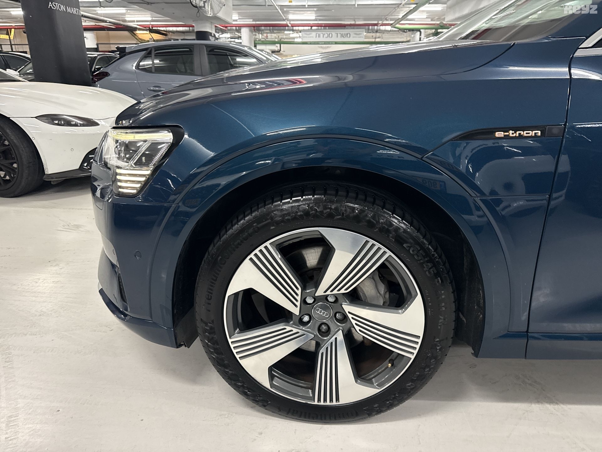 אאודי E-טרון ADV PREMIUM – 3/6
