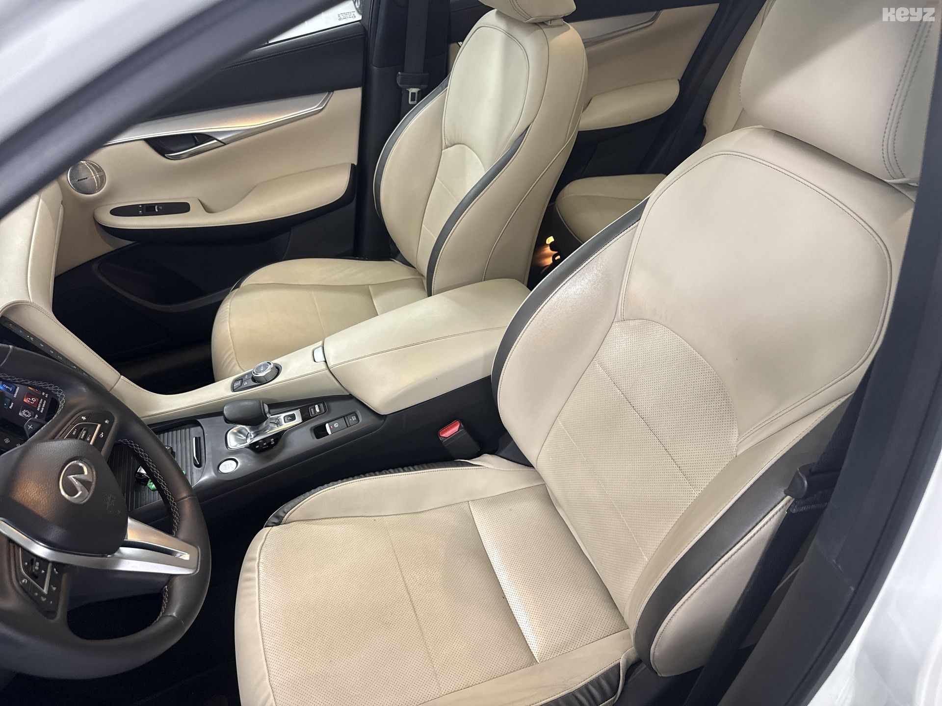 אינפיניטי QX50 Essential – 4/6